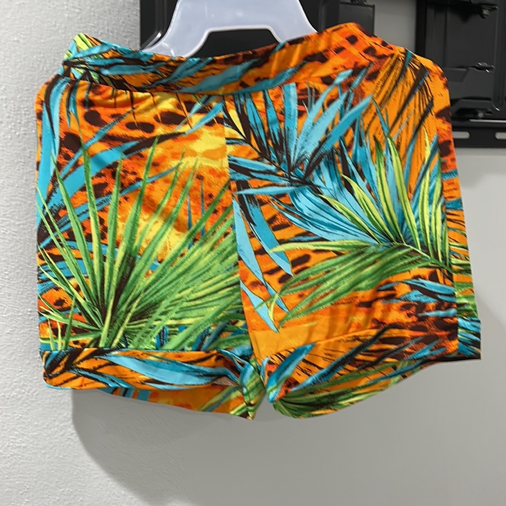 2 pieces set in excellent condition! Short and jacket - Picture 3 of 7